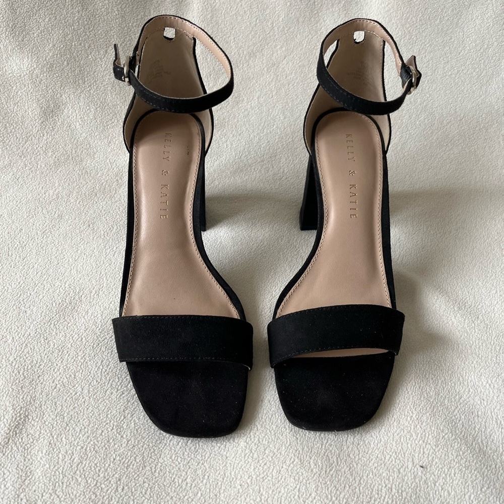 Kelly and Katie black faux suede 3 inch block heels. Size 7